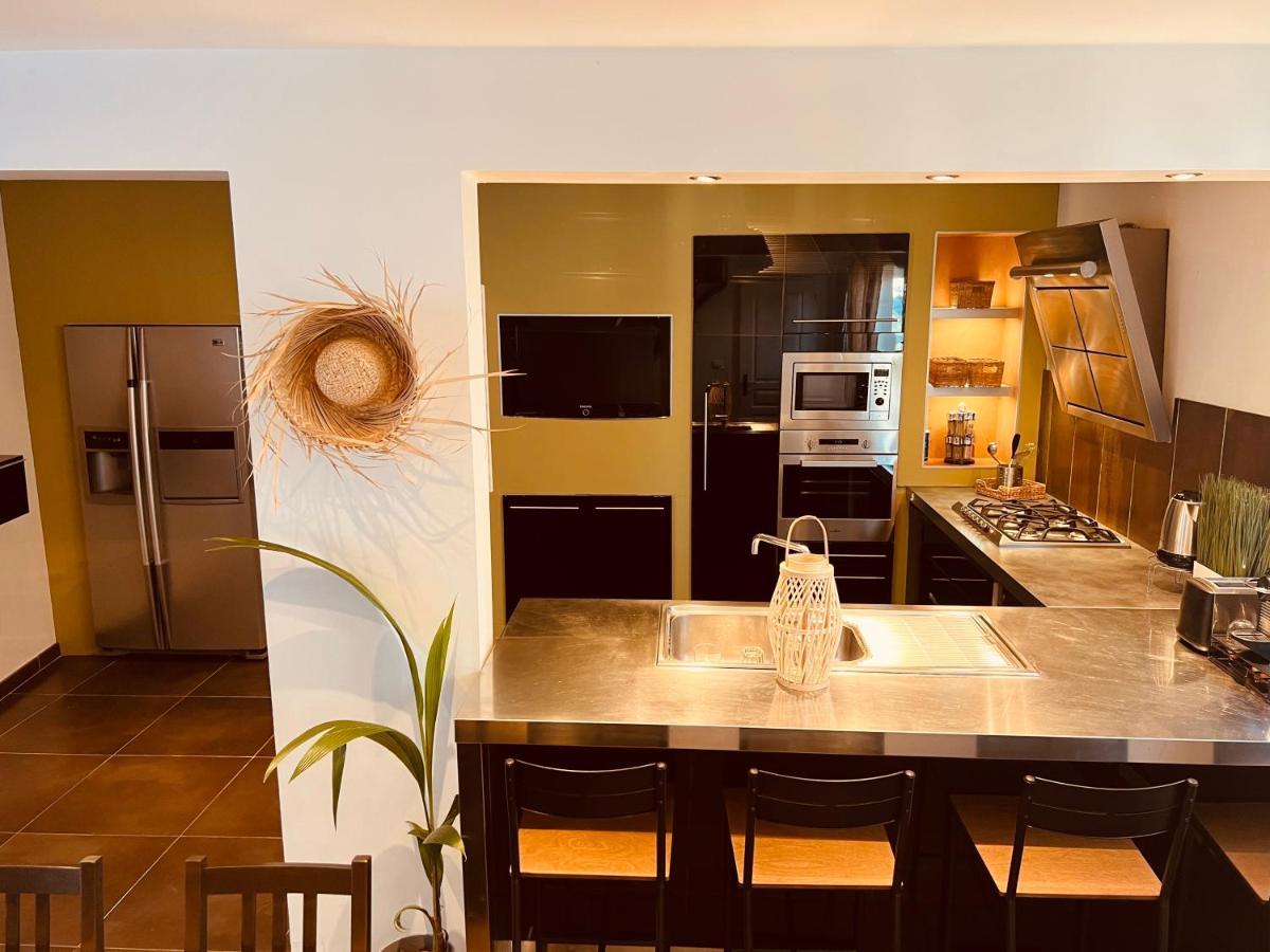Maison De Village Ecusson - Logement Entier - 160M2 - 4Chambres - Centre Ville - Terrasse - Climatise Nimes Ngoại thất bức ảnh